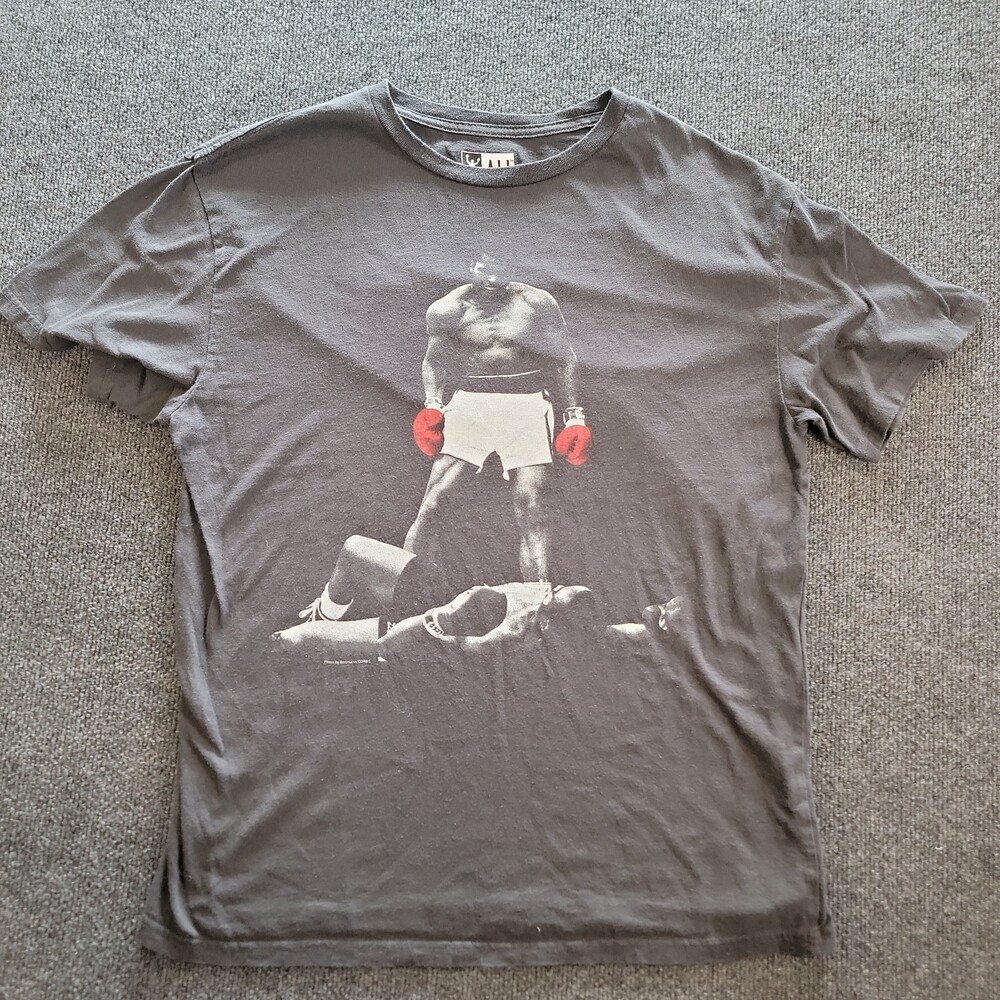 Muhammad Ali Men's Knockout Victory Boxing Gloves Graphic Black T-Shirt XL